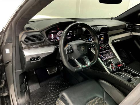 Used 2021 Lamborghini Urus AWD/4WD image 10