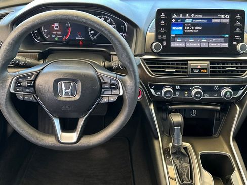 Used 2018 Honda Accord EX image 14