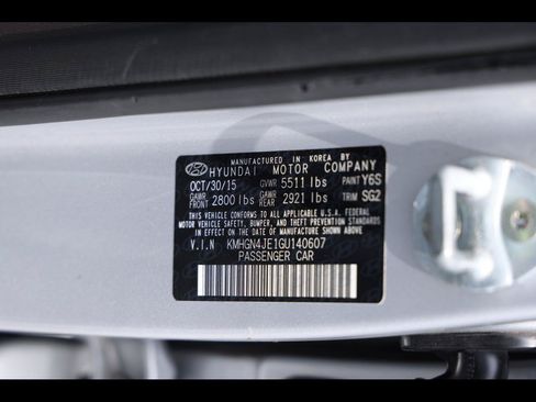 Used 2016 Hyundai Genesis 3.8 AWD/4WD image 34