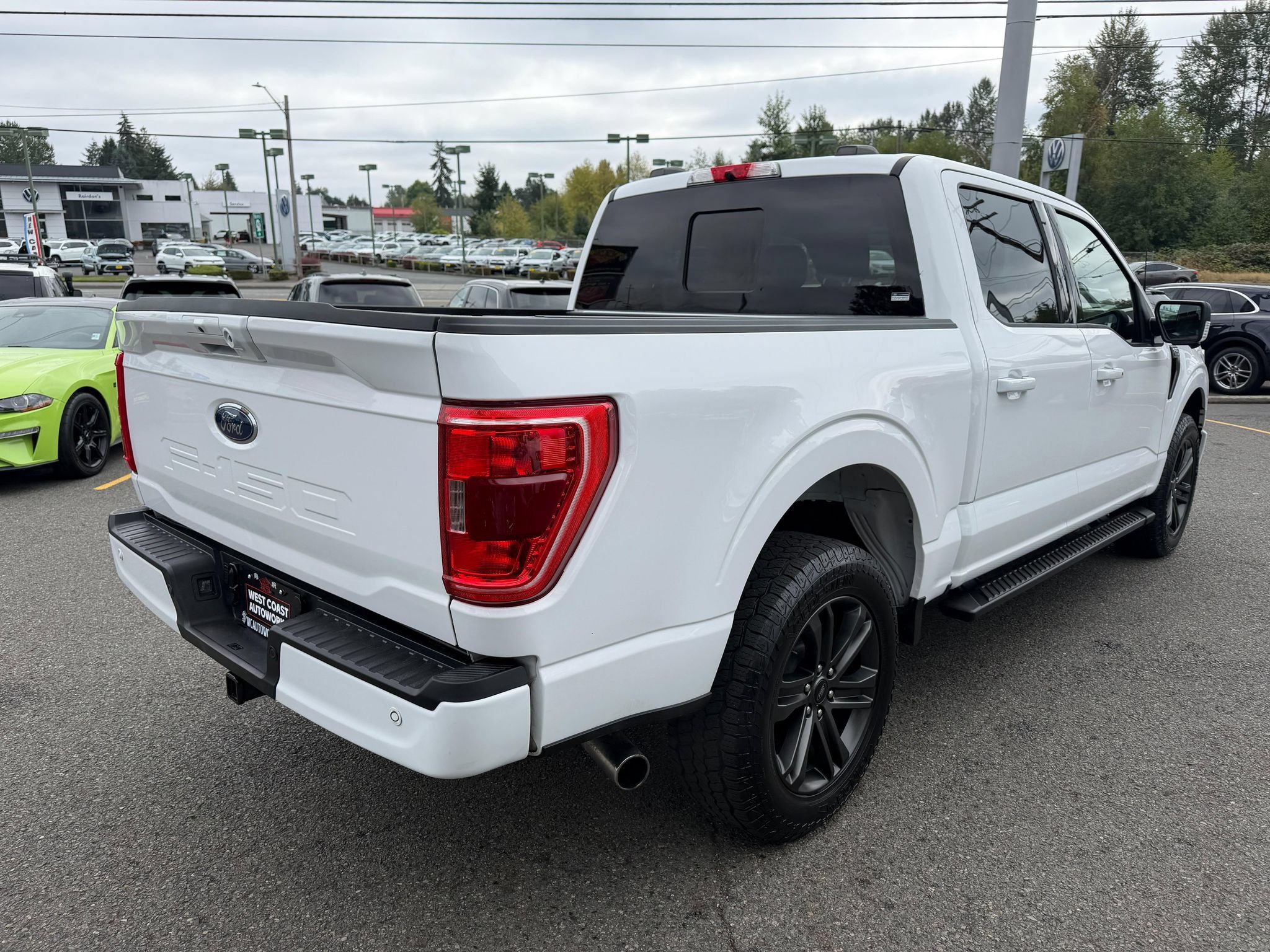 Used 2022 Ford F150 XLT w/ Equipment Group 302A High AWD/4WD image 6