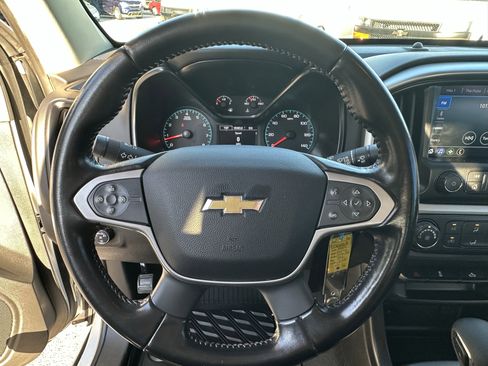 Used 2022 Chevrolet Colorado LT w/ Redline Special Edition image 19