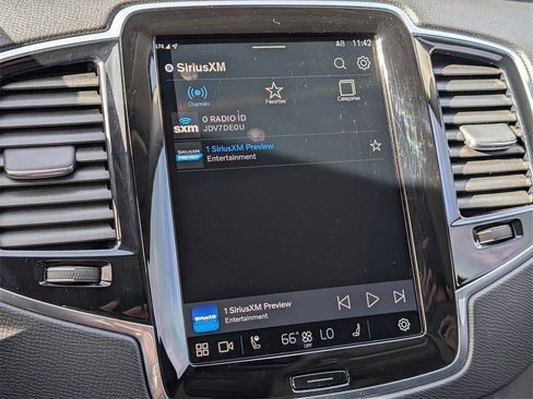 Used 2023 Volvo XC90 T8 Plus w/ Protection Package Premier image 27