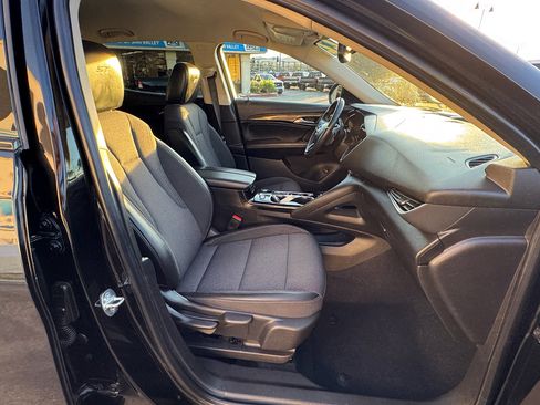 Used 2022 Buick Envision Preferred image 24