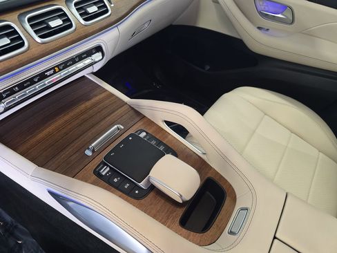 Used 2024 Mercedes-Benz GLE 350 4MATIC image 28