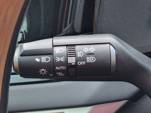 Used 2024 Lexus RX 350 Premium w/ Accessory Package (Z1) FWD image 12