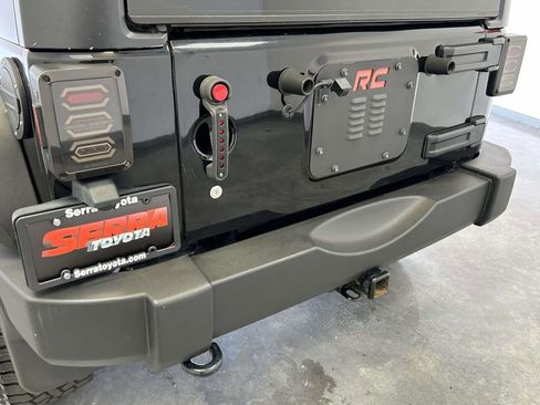 Used 2016 Jeep Wrangler Unlimited Sport AWD/4WD image 14