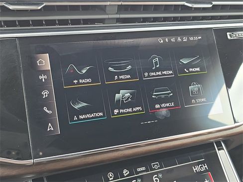 Used 2025 Audi Q8 Premium Plus w/ Premium Plus Package image 24