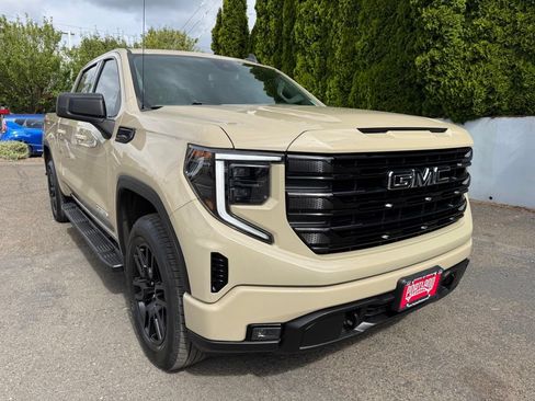 Used 2023 GMC Sierra 1500 Elevation w/ LPO, Elevation Black Package AWD/4WD image 2