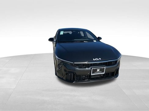 New 2025 Kia K4 GT-Line Turbo image 3
