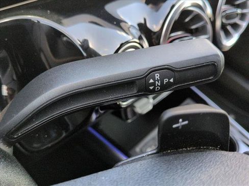 Used 2022 Mercedes-Benz GLA 250 4MATIC image 12