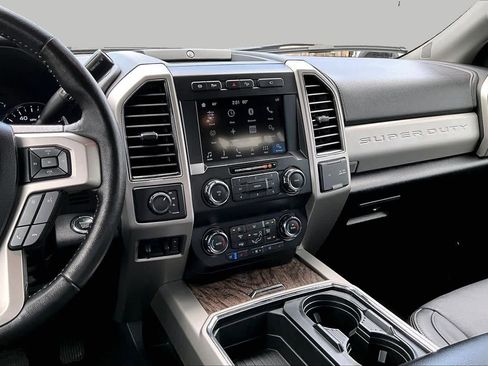 Used 2019 Ford F450 Lariat w/ Lariat Ultimate Package AWD/4WD image 9