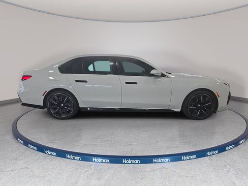 Certified 2023 BMW 740i w/ Parking Assistance Package RWD image 4
