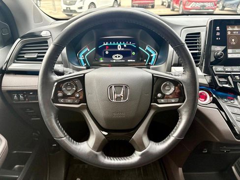 Used 2024 Honda Odyssey Elite image 27