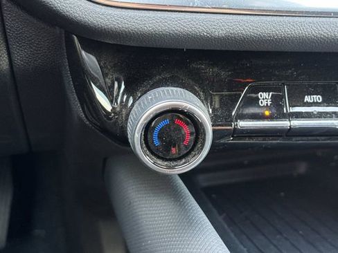 Certified 2024 Chevrolet Equinox EV LT image 28