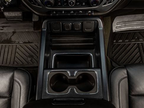 Used 2017 GMC Sierra 1500 SLT w/ Enhanced Driver Alert Package image 25