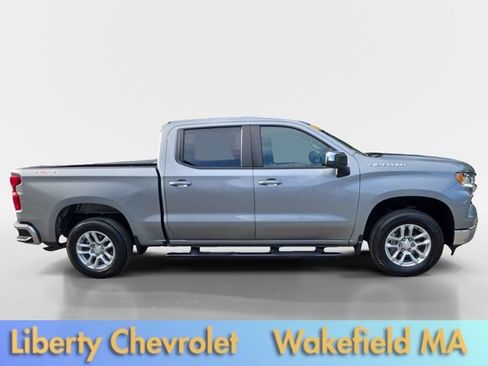 Used 2023 Chevrolet Silverado 1500 LT AWD/4WD image 3