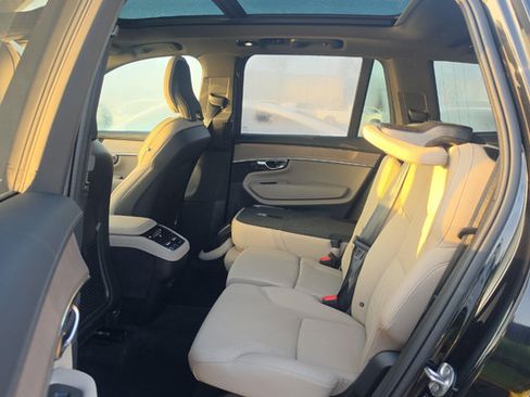 Used 2026 Volvo XC90 B5 Plus w/ Protection Package AWD/4WD image 6