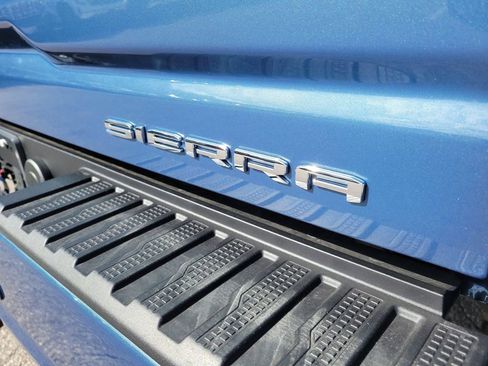 New 2026 GMC Sierra 2500 Denali w/ Denali Reserve Package image 9