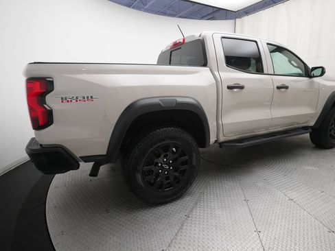 Used 2026 Chevrolet Colorado Trail Boss AWD/4WD image 9
