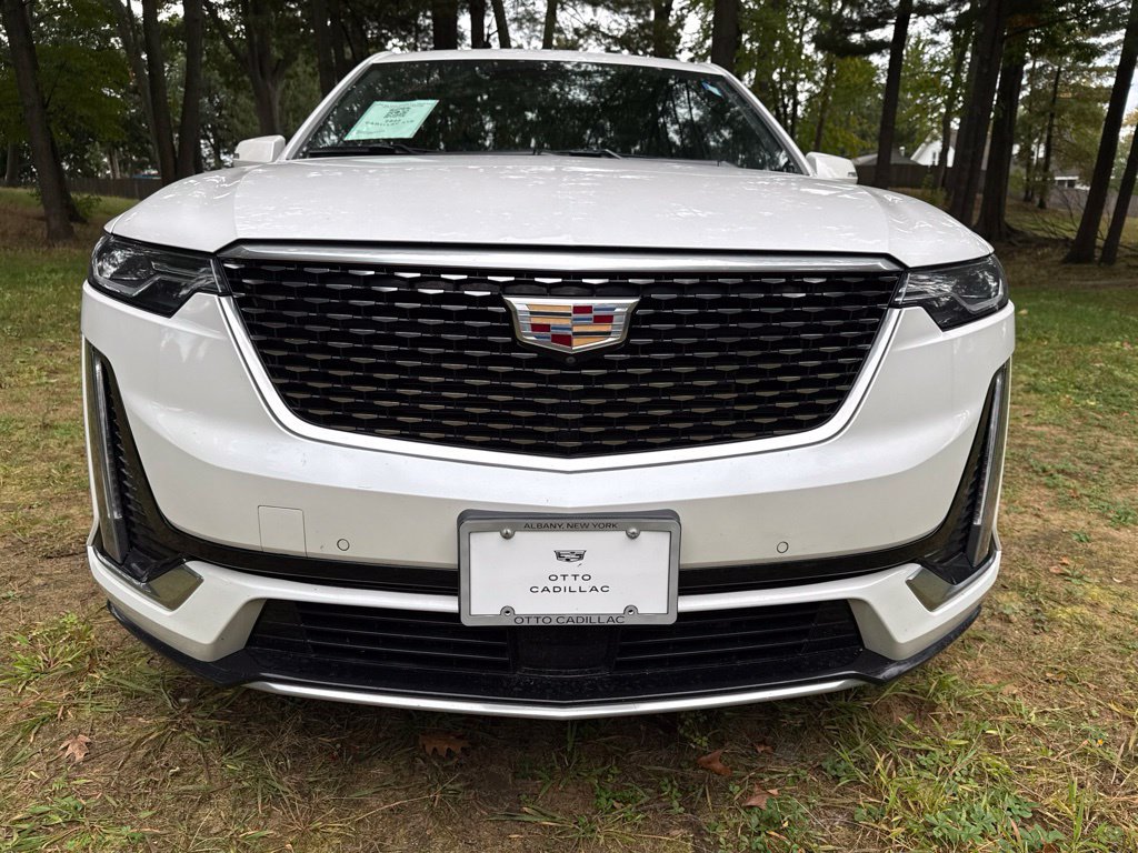 Used 2022 Cadillac XT6 Premium Luxury w/ Technology Package AWD/4WD image 5