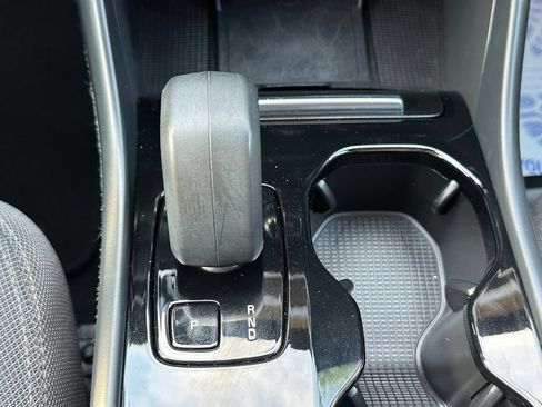 Used 2023 Volvo C40 Recharge Core AWD/4WD image 22
