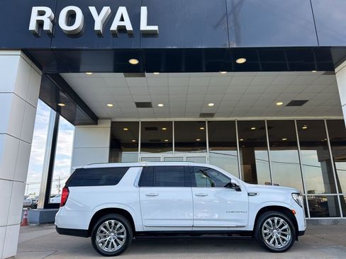 Used 2024 GMC Yukon XL Denali w/ Max Trailering Package RWD image 1