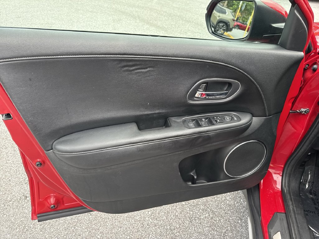 Used 2016 Honda HR-V EX-L image 36
