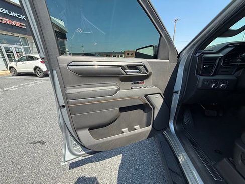 Used 2023 GMC Sierra 1500 AT4 w/ AT4 Premium Package AWD/4WD image 32