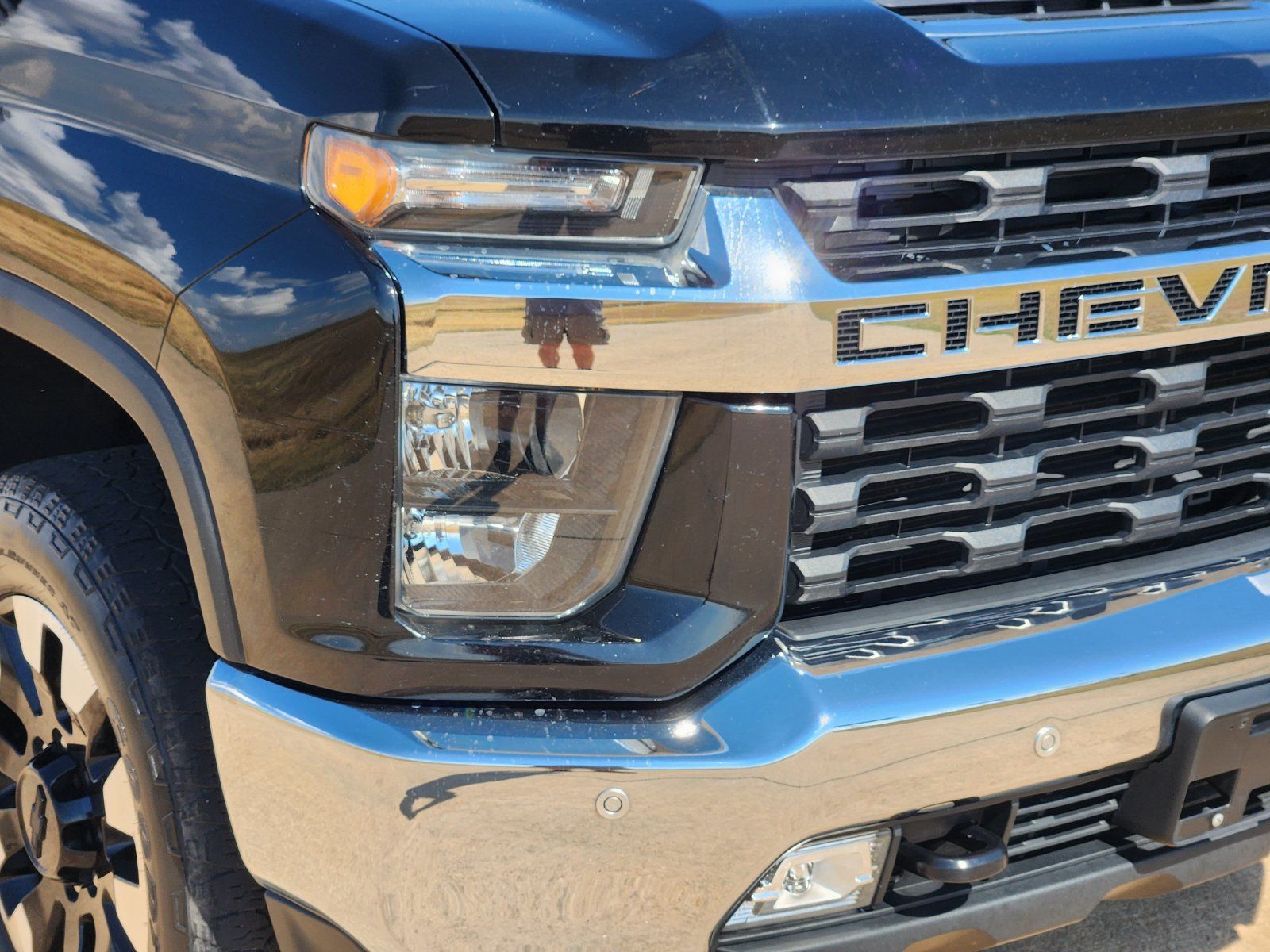 Used 2020 Chevrolet Silverado 2500 LT w/ Texas Edition RWD image 11