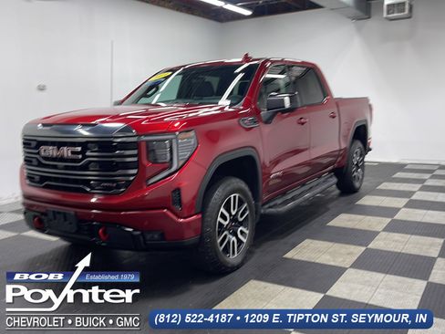 Used 2023 GMC Sierra 1500 AT4 w/ Technology Package AWD/4WD image 1