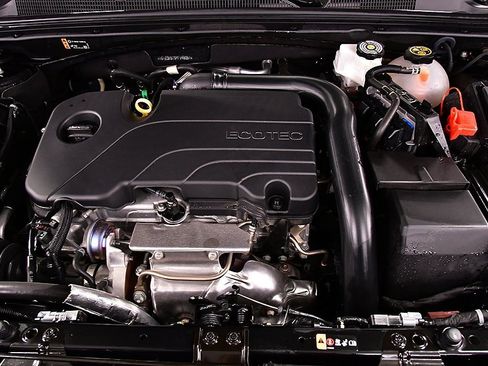 Used 2023 Chevrolet Malibu LT image 31