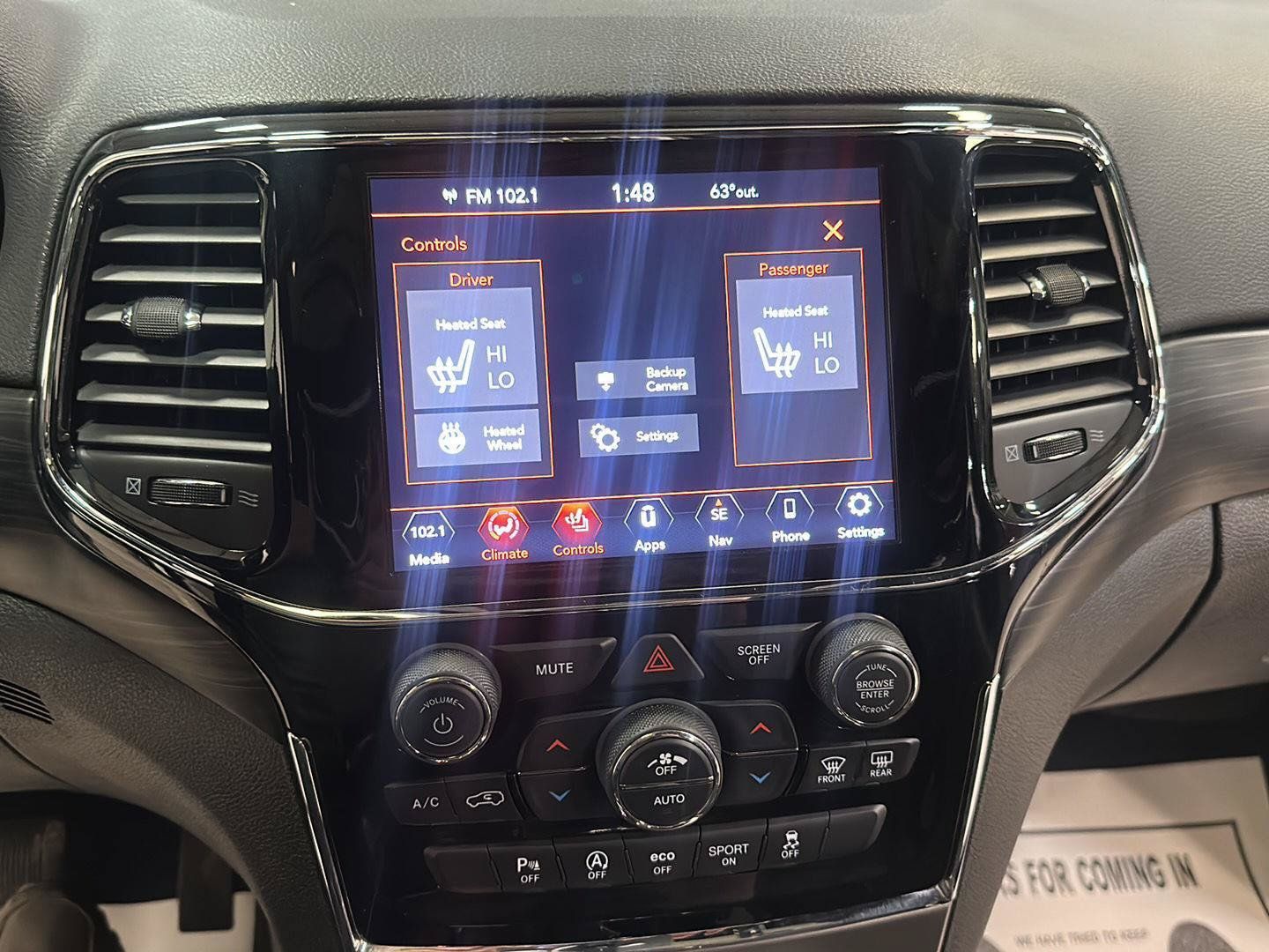 Used 2020 Jeep Grand Cherokee Altitude AWD/4WD image 24