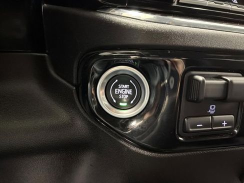 Used 2024 GMC Sierra 3500 SLE image 21