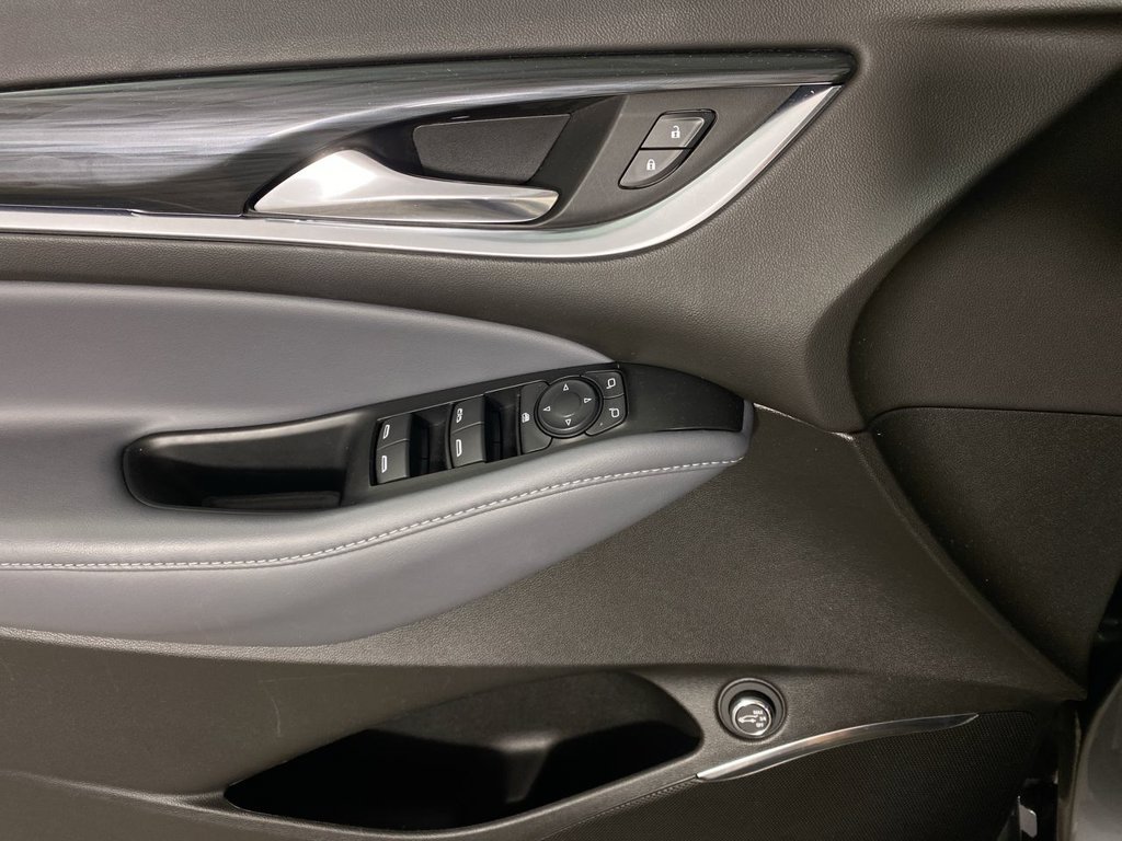 Certified 2024 Buick Enclave Essence AWD/4WD image 13