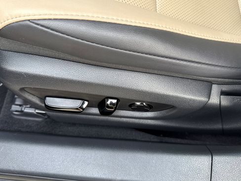 Used 2019 Lexus ES 350 w/ Premium Package image 13