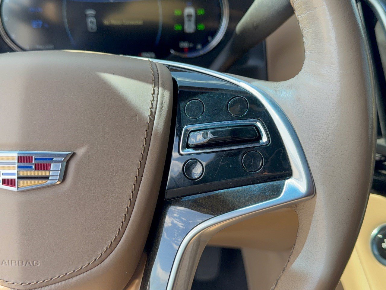 Used 2019 Cadillac Escalade Platinum AWD/4WD image 19