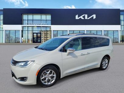 Used 2019 Chrysler Pacifica Limited
