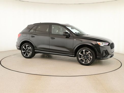 New 2025 Audi Q3 2.0T Premium Plus image 9