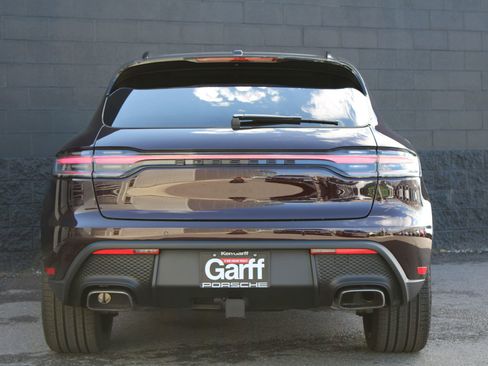 New 2026 Porsche Macan image 10