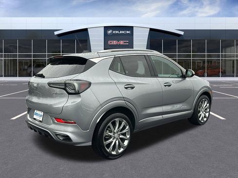 Certified 2024 Buick Encore GX Avenir image 5