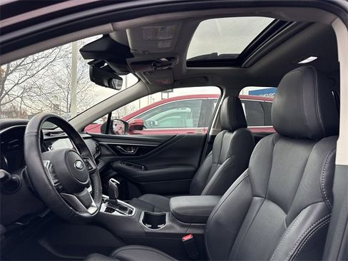 Used 2023 Subaru Outback Limited image 11