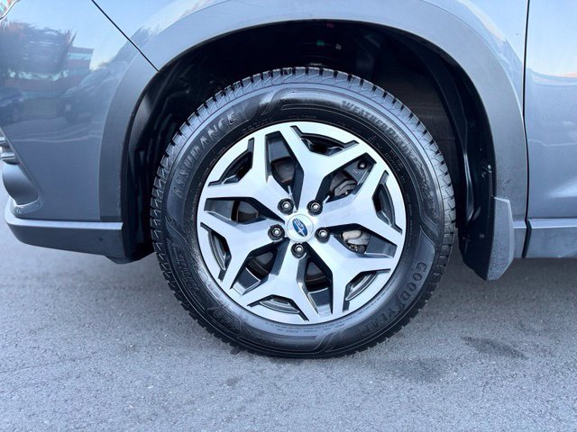 Used 2024 Subaru Forester Premium AWD/4WD image 31