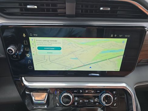 Used 2025 GMC Sierra 2500 Denali Ultimate image 27