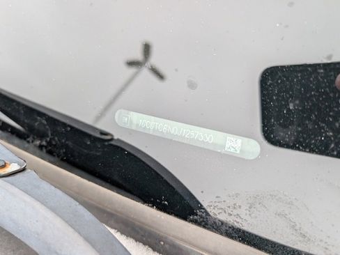 Used 2018 Chevrolet Colorado LT image 35