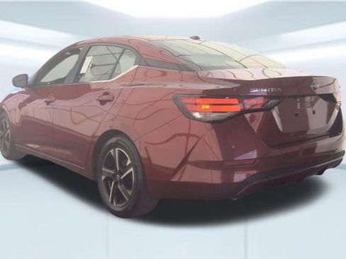 Used 2024 Nissan Sentra SV FWD image 6