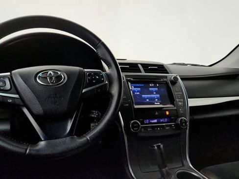 Used 2015 Toyota Camry XSE FWD image 63