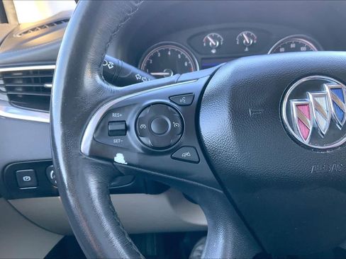 Used 2020 Buick Enclave Essence w/ Sound and Sites Package image 22