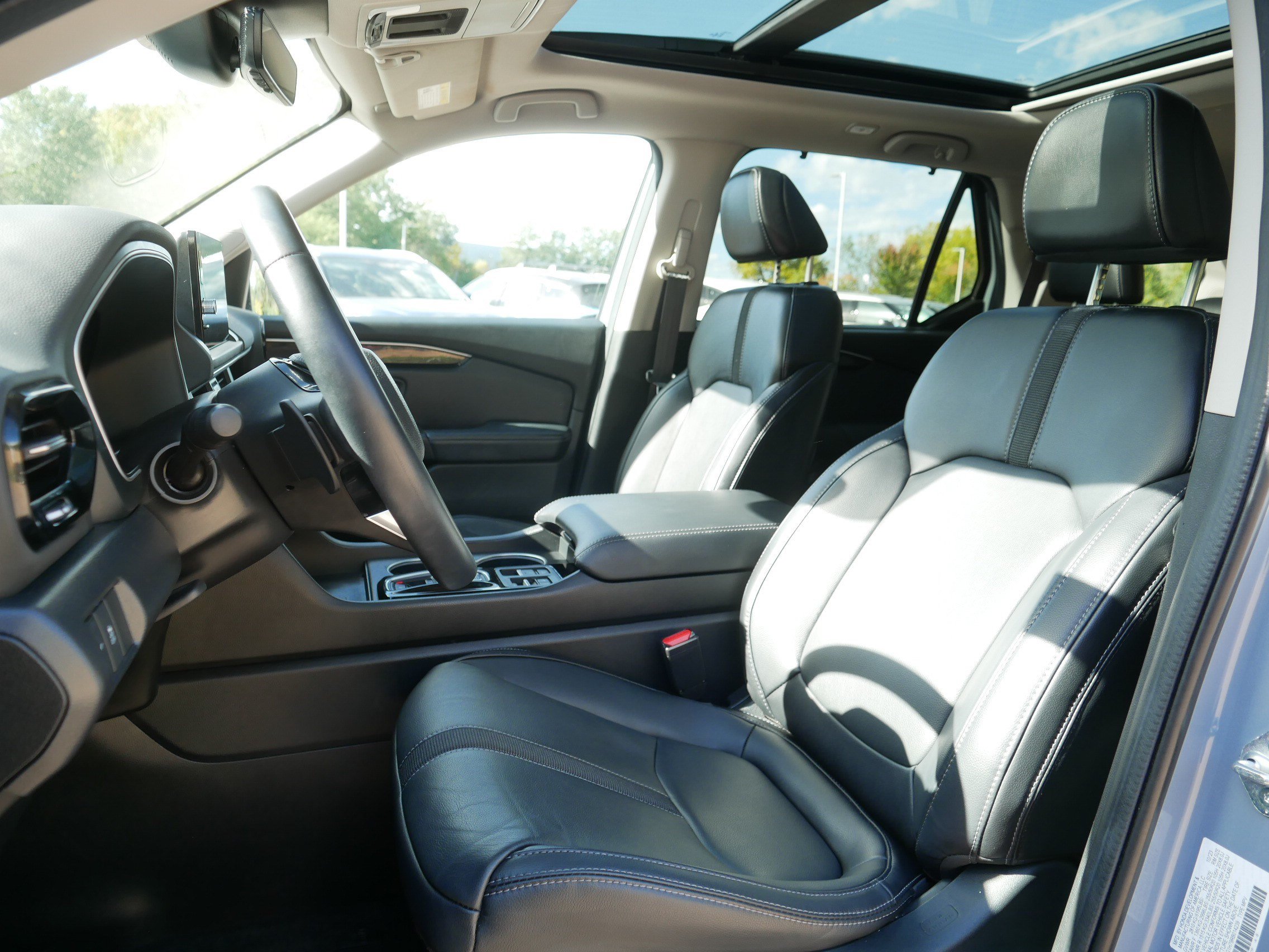 Used 2024 Honda Pilot Touring image 34