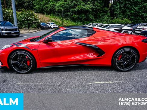 Used 2020 Chevrolet Corvette Stingray Preferred Cpe w/ 2LT Preferred Equipment Group RWD image 7