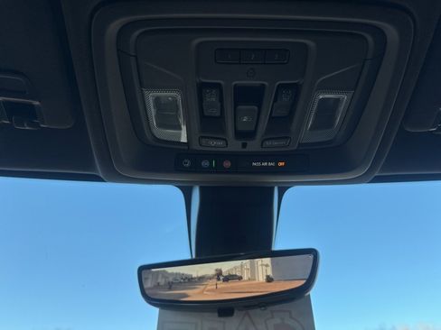 Used 2021 GMC Sierra 1500 Denali w/ Denali Ultimate Package image 32